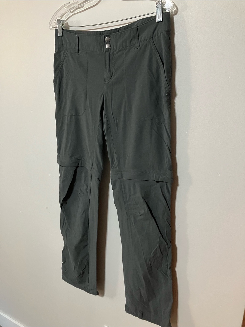 Columbia Omni-Shield Convertible Hiking Pants Size 8 Regular Grey Shorts